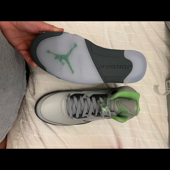 Nike Air Jordan Retro 5 2022 Green Bean Silver Flint Gray 9.5 NIB - Picture 5 of 5